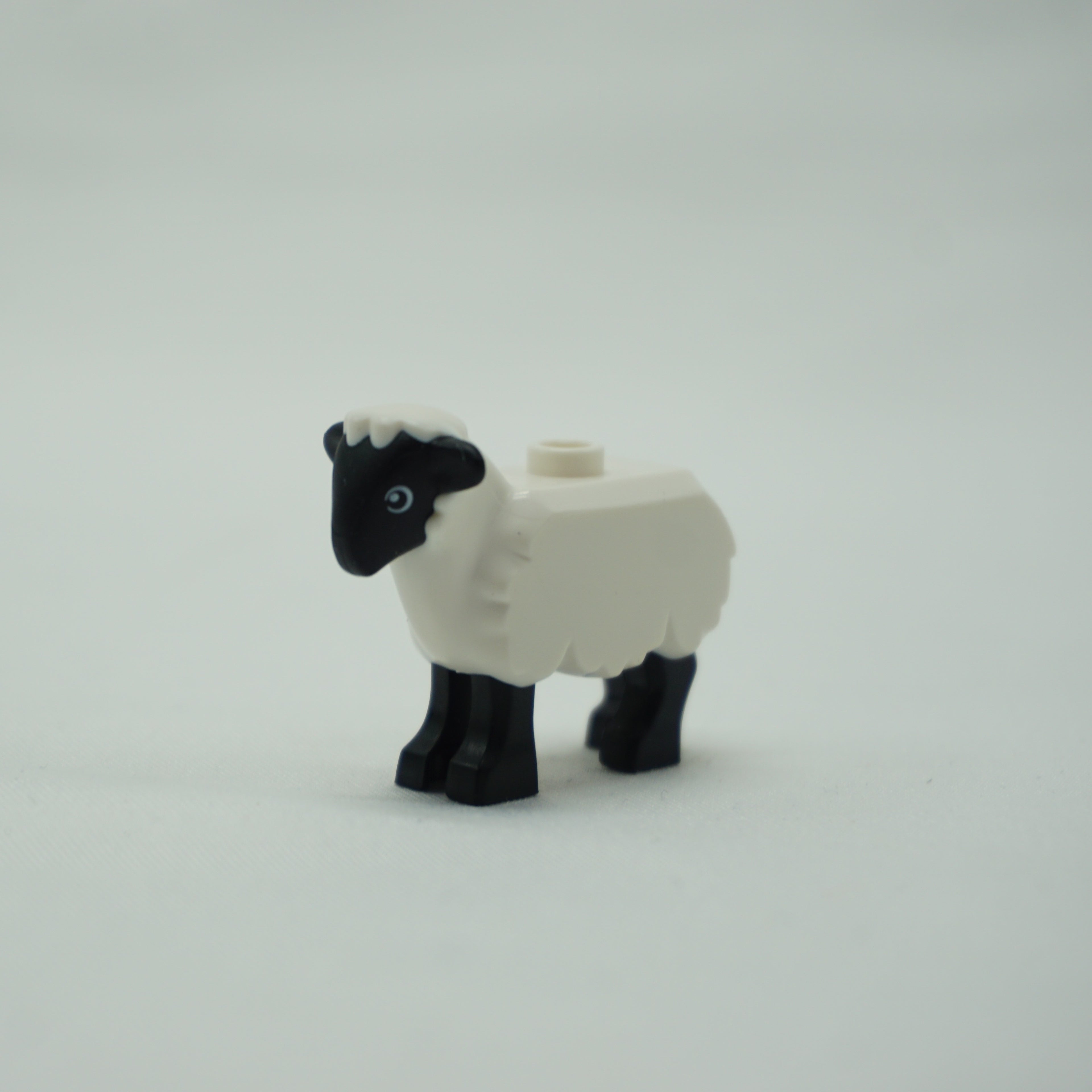 Part 74188pb01 - Sheep with Black Head and Legs and Eyes Pattern